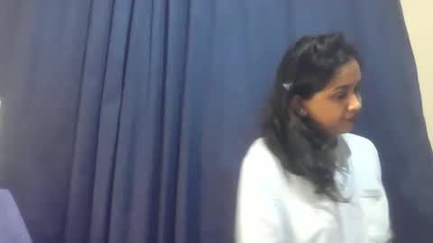 indiancutiexo online show from October 12, 2025, 2:54 am