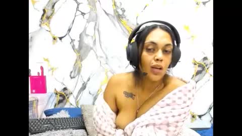 Lia online show from June 2, 2026, 5:48 pm