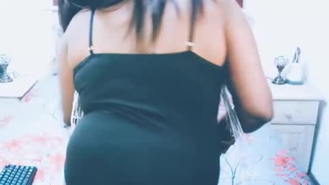 Snapshot of indianlust69 chatting on October 2, 2025, 6:59 pm Amy online show from October 2, 2025, 6:59 pm