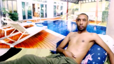 Snapshot of indianmagicmike69 chatting on October 29, 2025, 2:47 am indianmagicmike69 online show from October 29, 2025, 2:47 am