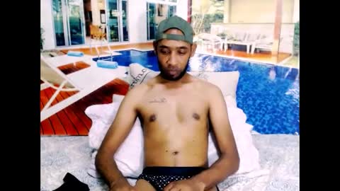 Snapshot of indianmagicmike69 chatting on November 18, 2025, 5:34 am indianmagicmike69 online show from November 18, 2025, 5:34 am