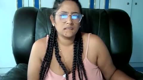 Indianpalgal69 online show from February 24, 2025, 12:26 pm