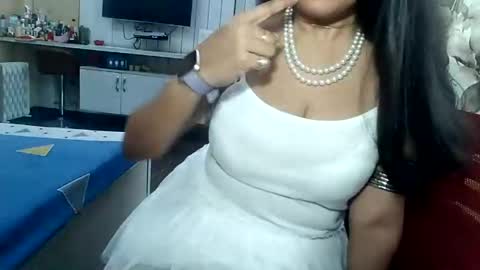 Snapshot of indianrads9 chatting on December 15, 2024, 6:51 am Radha online show from December 15, 2024, 6:51 am