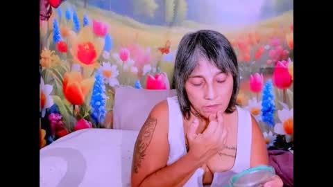 Snapshot of indianroxy27 chatting on February 25, 2026, 1:48 am indianroxy27 online show from February 25, 2026, 1:48 am