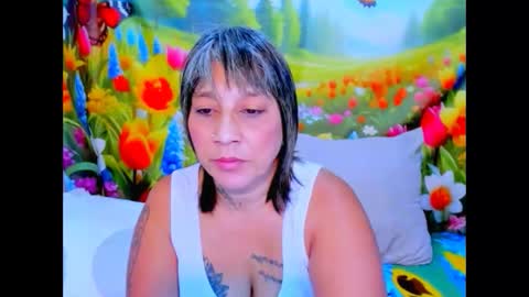 indianroxy27 online show from May 26, 2026, 6:53 am