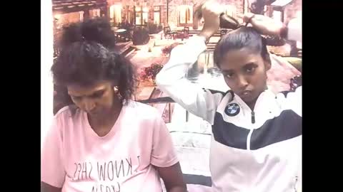 Snapshot of indiansexyslender4u2luv chatting on January 13, 2025, 6:06 am indiansexyslender4u2luv online show from January 13, 2025, 6:06 am