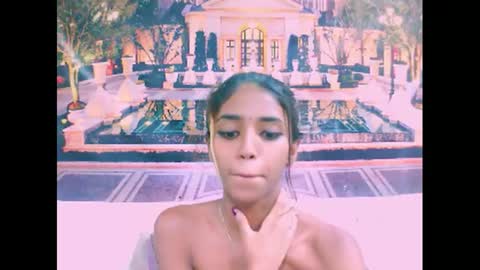 Snapshot of indiansexyslender4u2luv chatting on January 25, 2025, 9:47 am indiansexyslender4u2luv online show from January 25, 2025, 9:47 am