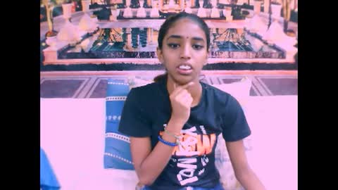 Snapshot of indiansexyslender4u2luv chatting on February 4, 2025, 5:53 am indiansexyslender4u2luv online show from February 4, 2025, 5:53 am