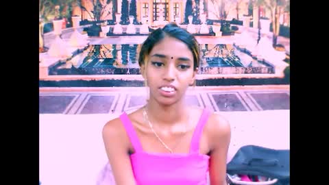 Snapshot of indiansexyslender4u2luv chatting on February 9, 2025, 9:05 am indiansexyslender4u2luv online show from February 9, 2025, 9:05 am