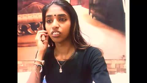 Snapshot of indiansexyslender4u2luv chatting on October 9, 2025, 5:38 am indiansexyslender4u2luv online show from October 9, 2025, 5:38 am