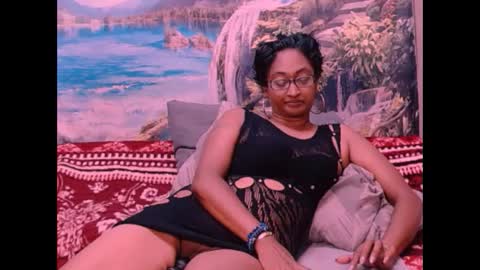 Snapshot of indianspicy69 chatting on February 7, 2025, 5:29 pm Shreya online show from February 7, 2025, 5:29 pm