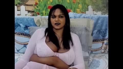 indianswtbella online show from October 15, 2025, 5:35 pm