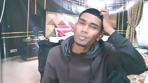 Snapshot of indianthuggin chatting on July 7, 2026, 6:05 am BabyFace online show from July 7, 2026, 6:05 am