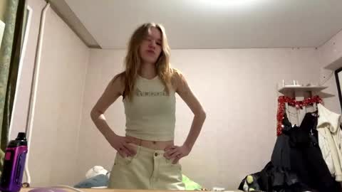 Sofia online show from April 17, 2026, 3:48 pm