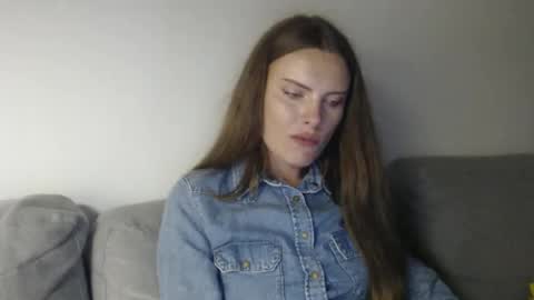 Sweet girl online show from September 25, 2025, 8:45 pm