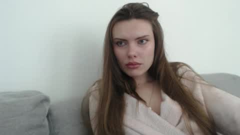 Sweet girl online show from February 12, 2026, 11:49 am