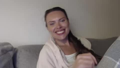 Sweet girl online show from April 29, 2026, 8:26 pm