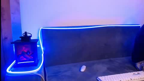 Snapshot of infinity_of_love chatting on December 21, 2025, 1:13 am Jeremy online show from December 21, 2025, 1:13 am