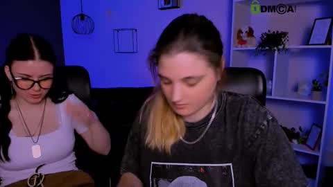 inga_gree online show from December 21, 2025, 9:49 am