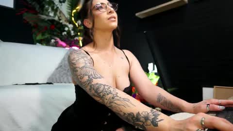 Snapshot of ingadn chatting on October 27, 2025, 8:18 am IngAdn online show from October 27, 2025, 8:18 am