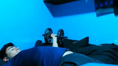 Iagust  online show from April 21, 2026, 2:37 am