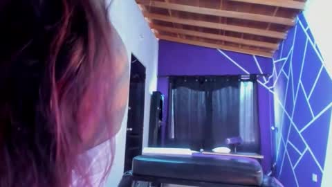 demon online show from October 6, 2025, 7:11 pm