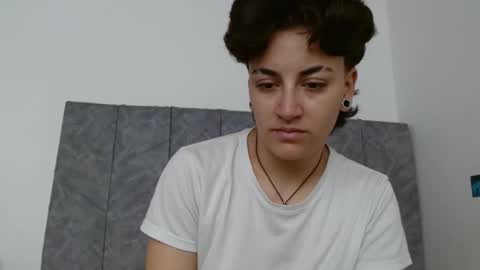 lyan onlyfans n linda online show from October 31, 2025, 2:29 pm