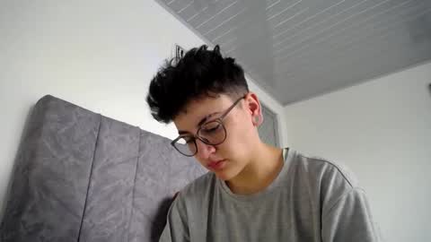 lyan onlyfans n linda online show from March 26, 2026, 4:12 pm