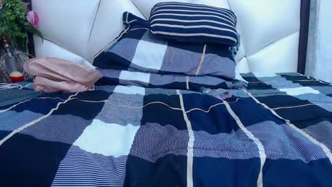 inkedsabrina online show from March 5, 2025, 5:29 am