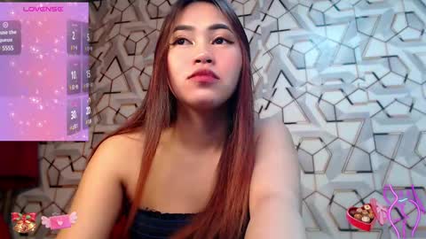 Belle online show from February 7, 2025, 7:38 pm