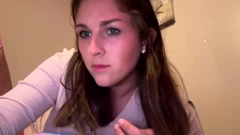 innocentlilsarah online show from October 16, 2025, 3:18 am