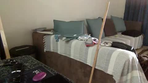 innocentlooker online show from December 16, 2024, 10:29 am