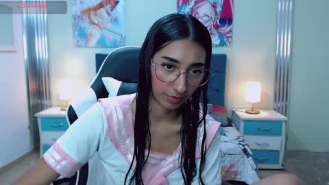 Luna moon online show from April 1, 2026, 2:12 am