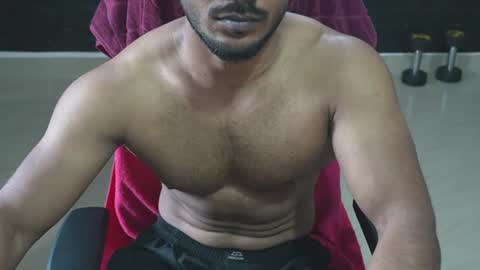 Snapshot of insanestud_miles chatting on June 10, 2026, 5:50 am Miles online show from June 10, 2026, 5:50 am