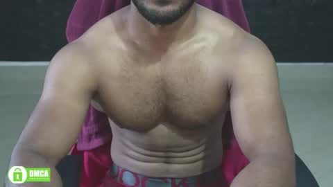 Snapshot of insanestud_miles chatting on June 19, 2026, 5:12 am Miles online show from June 19, 2026, 5:12 am
