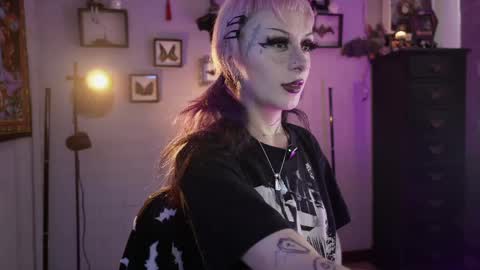   SANIA  online show from April 6, 2026, 7:48 pm