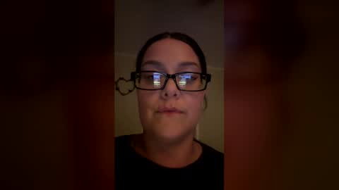 Snapshot of insatiable_____ chatting on June 14, 2026, 10:17 am insatiable_____ online show from June 14, 2026, 10:17 am