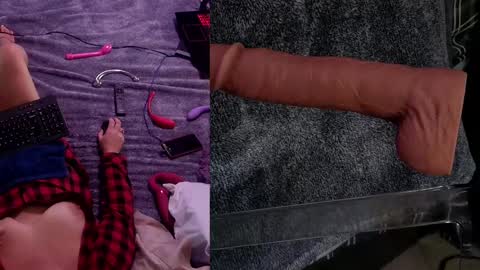 InsatiableCpl333 online show from February 12, 2025, 8:40 pm