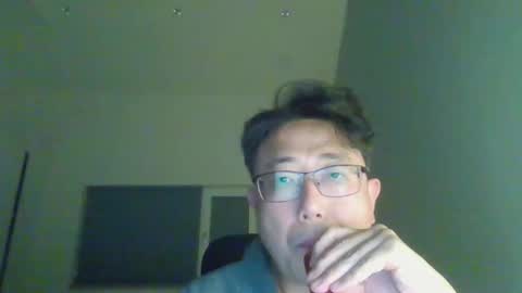 insuclee197641 online show from December 21, 2025, 11:39 am