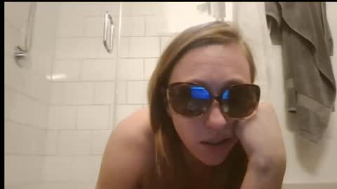 intcouple24 online show from March 7, 2026, 1:41 pm