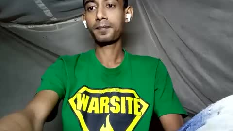 Snapshot of interne8famous chatting on November 9, 2025, 4:05 pm interne8famous online show from November 9, 2025, 4:05 pm