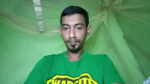 Snapshot of interne8famous chatting on February 25, 2026, 1:43 pm interne8famous online show from February 25, 2026, 1:43 pm