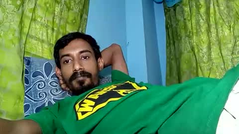 Snapshot of interne8famous chatting on April 13, 2026, 4:29 am interne8famous online show from April 13, 2026, 4:29 am