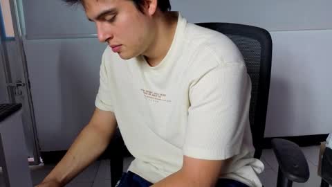 invincible200 online show from October 13, 2025, 1:33 pm