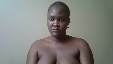 Snapshot of invisible_rider chatting on February 5, 2025, 12:17 pm invisible_rider online show from February 5, 2025, 12:17 pm