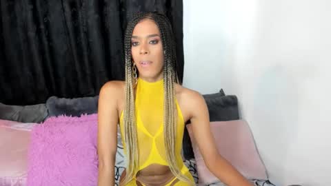 Irene Aguirre online show from March 6, 2025, 8:59 pm