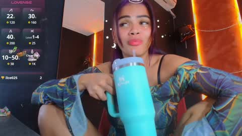 Nathaly Cortez online show from December 14, 2024, 11:01 pm