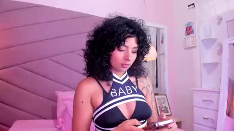 Snapshot of iris_licht chatting on July 12, 2026, 9:17 pm Iris Licht online show from July 12, 2026, 9:17 pm