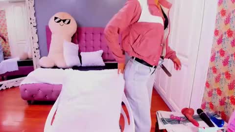 Snapshot of iris_stone_ chatting on January 14, 2025, 10:27 am Iris online show from January 14, 2025, 10:27 am