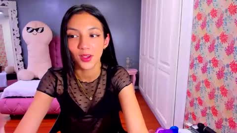 Snapshot of iris_stone_ chatting on February 12, 2025, 6:19 pm Iris online show from February 12, 2025, 6:19 pm